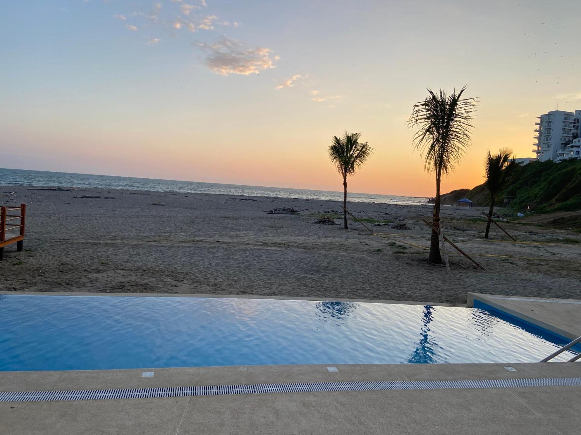 Ocean Club - Ocean Suites II Playas Buitenkant foto